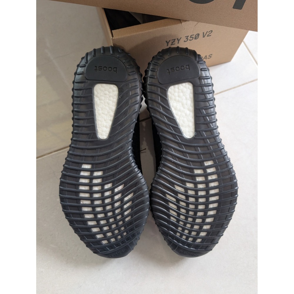 Adidas Yeezy Boost 350 V2 Core Black Red BY9612 Mens Sneakers Size 11 NWT - Picture 8 of 9